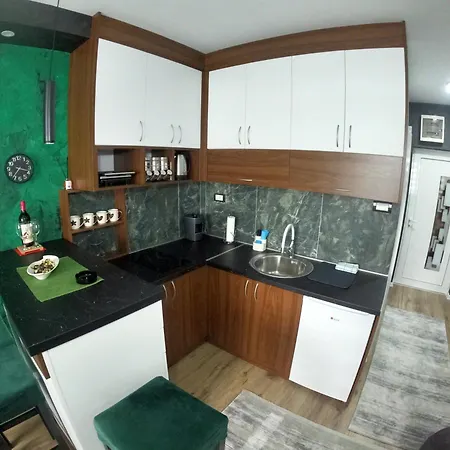 Aleksandar 2 Apartman *