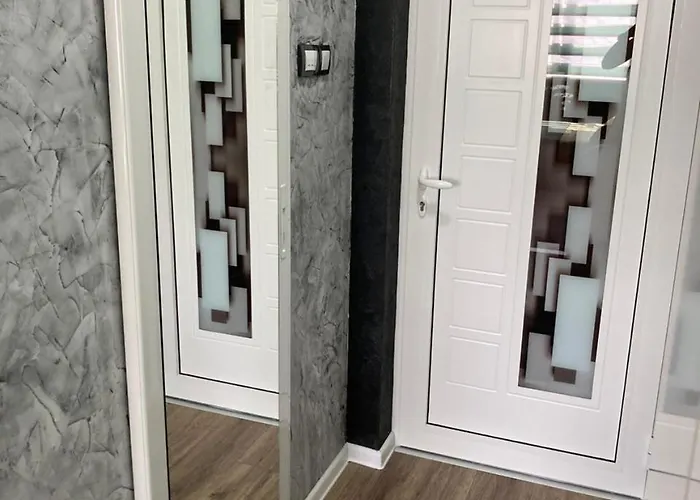 Aleksandar 2 Lejlighed